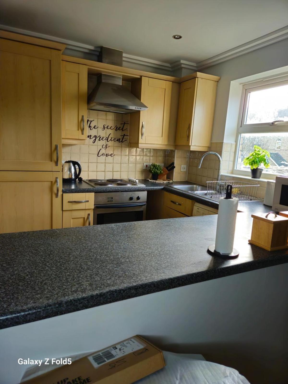Spacious & Cosy Double And Single Bedrooms Close To Hendon & Colindale Tube Stations ภายนอก รูปภาพ