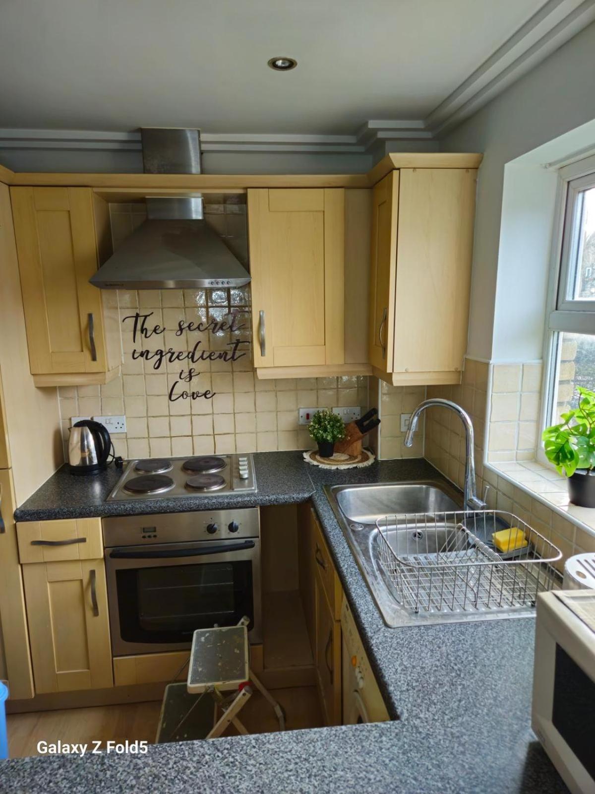 Spacious & Cosy Double And Single Bedrooms Close To Hendon & Colindale Tube Stations ภายนอก รูปภาพ